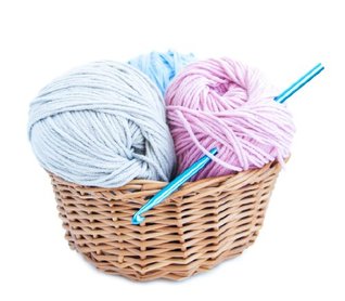 Crochet: For Beginners! - The Ultimate Guide to Learn How to Crochet & Start Creating Amazing Things (With Pictures!) (Crochet, How to Crochet, Crochet Patterns, Crochet Books, Knitting, Sewing)