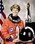 Great Women in Aviation #5 - Eileen Collins Astronaut/and First Female Space Shuttle Pilot and Commander (Great Women inAviation)