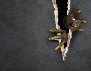 Dragons Versus Dinosaurs (Xtoriez) Adult Edition