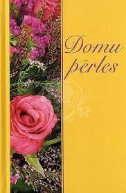 Domu pērles.