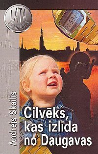 Cilvēks, kas izlīda no Daugavas