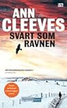 Svart som ravnen by Ann Cleeves