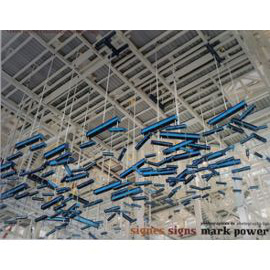 Signes - Signs / Photographies de - Photographs by Mark Power