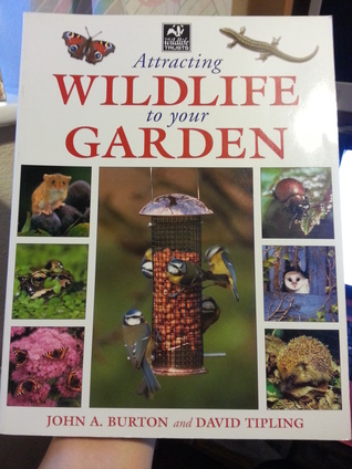 Attracting Wildlife to Your Garden (Paperback)