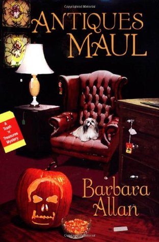 Antiques Maul (A Trash 'n' Treasures Mystery, #2)