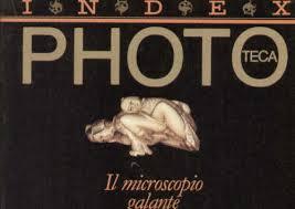 Il microscopio galante. Corpicini nudi e crudi