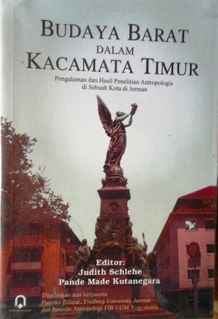 Budaya Barat Dalam Kacamata Timur