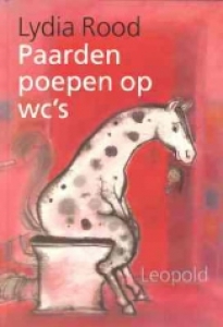 Paarden poepen op wc's