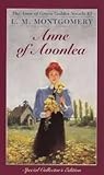 Book cover for Anne of Avonlea (Anne of Green Gables, #2)