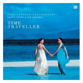 High Fashion Photography: Time Traveller