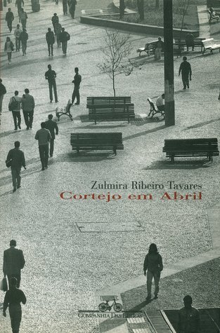Cortejo Em Abril