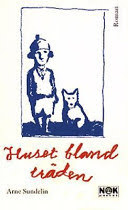 Omslag för Huset bland träden