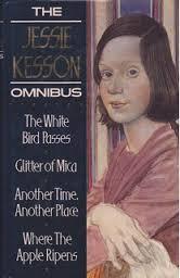The Jessie Kesson Omnibus: The White Bird Passes/Glitter of Mica/Another Time, Another Place/Where the Apple Ripens