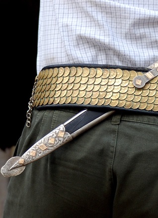 ¿Fanfarrón y valiente? ¡Miente! (Unknown Binding)