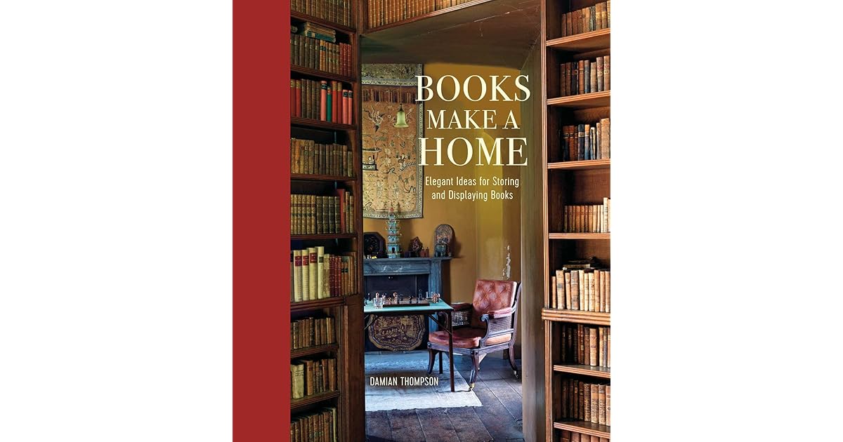 He to have many books at home. He to have many books at home. He to have many books at home. Парень с книгой в руках. He to have many books at home.