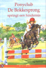 Ponyclub de Bokkesprong springt een hindernis