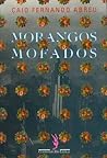 Morangos mofados