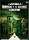 La chica descalza en la colina de los arándanos by Nieves Mories