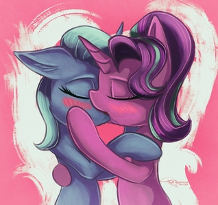 Trixie and Starlight Do the Kiss