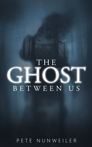 The Ghost Between Us (Paperback)