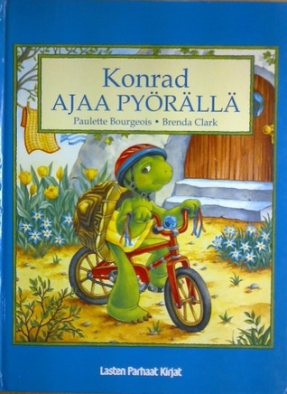 Konrad ajaa pyörällä