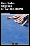 Mujeres en la osc...