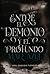 Entre el demonio y el profundo mar azul/ Between the Devil an... by April Genevieve Tucholke