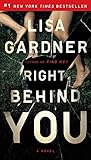 Book cover for Right Behind You (Quincy & Rainie, #7)