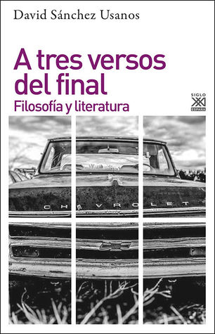 A tres versos del final (Paperback)