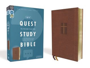 NIV, Quest Study Bible, Leathersoft, Brown, Comfort Print: The Only Q and A Study Bible (Imitation Leather)