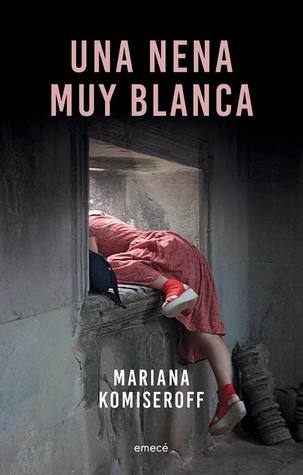 Una nena muy blanca