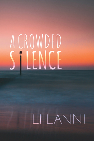 A Crowded Silence (Paperback)
