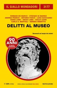 Delitti al museo (Mass Market Paperback)