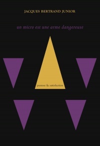 un micro est une arme dangereuse
