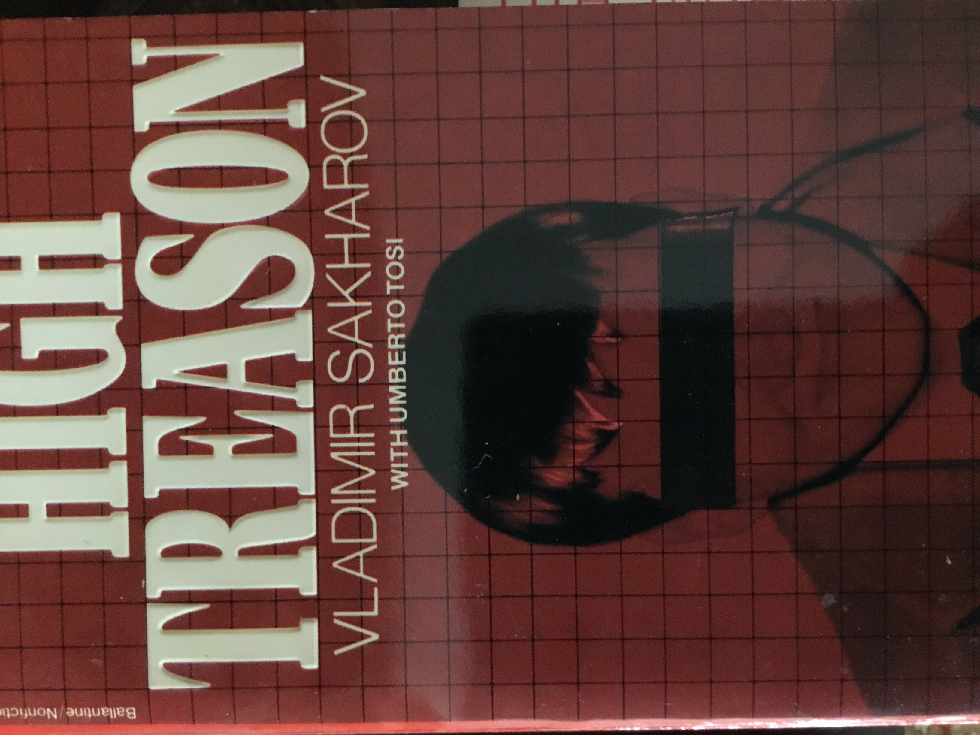 High Treason (Mass Market Paperback)