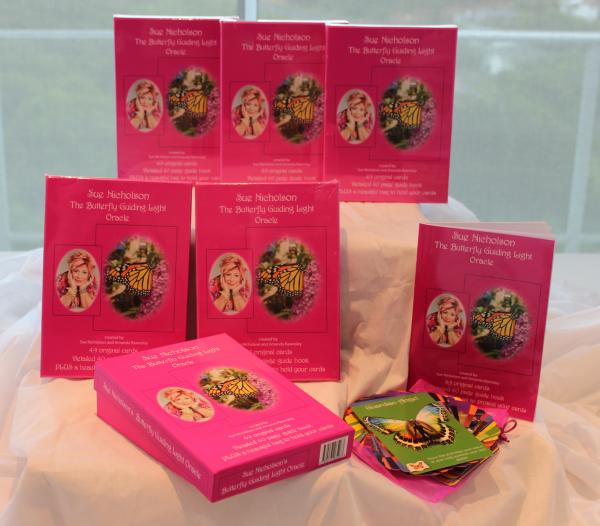 Butterfly Guiding Light Oracle (Unknown Binding)