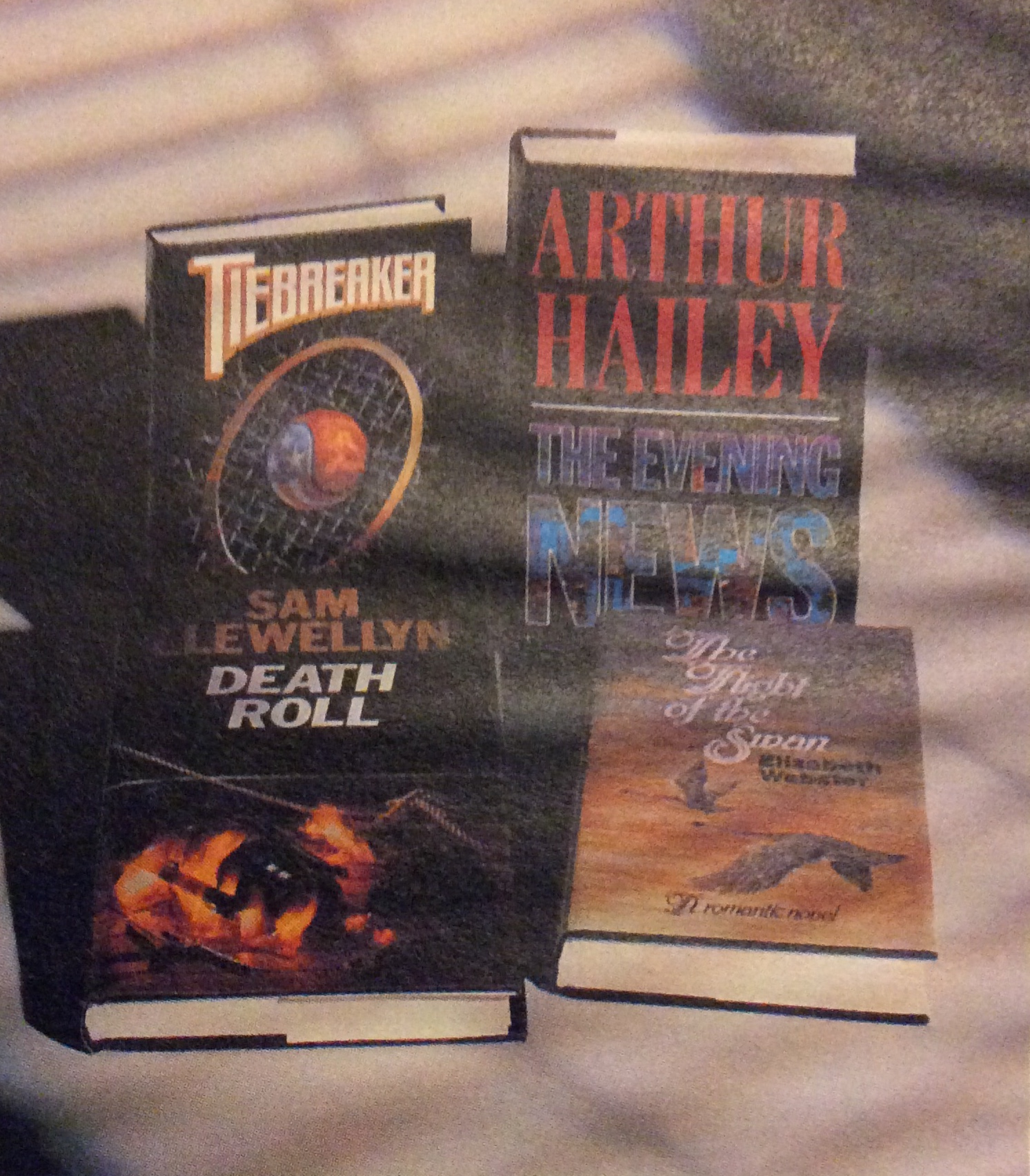 Reader’s Digest Condensed Books 1990: Death Roll, The Evening News, The Flight Of The Swan, Tiebreaker