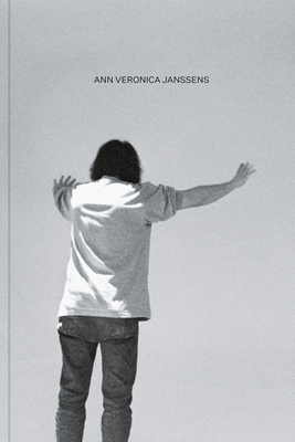 Ann Veronica Janssens: Hot Pink Turquoise