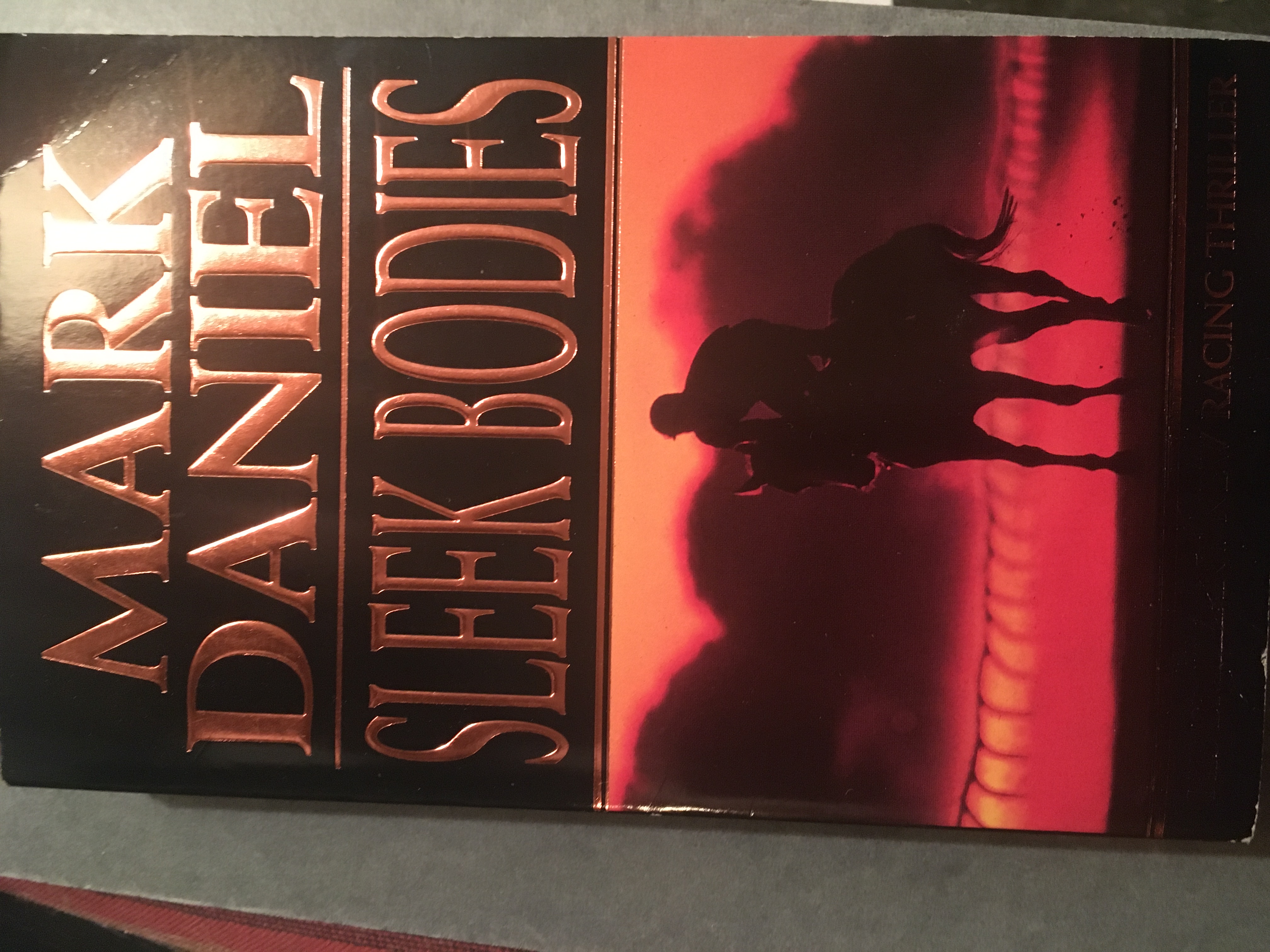 Sleek Bodies (Mass Market Paperback)