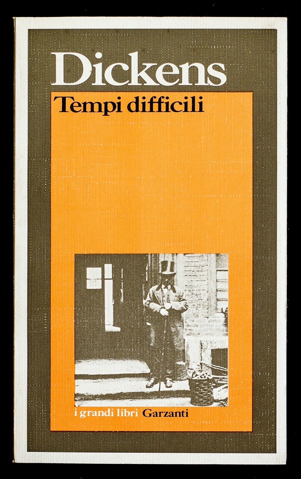 Tempi difficili (Unknown Binding)