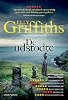 De udstødte by Elly Griffiths