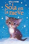 Sola en la nieve