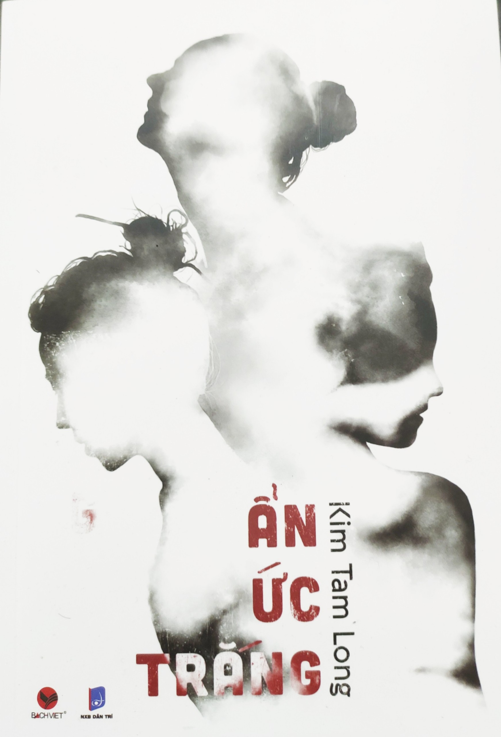 Ẩn Ức Trắng (Paperback)