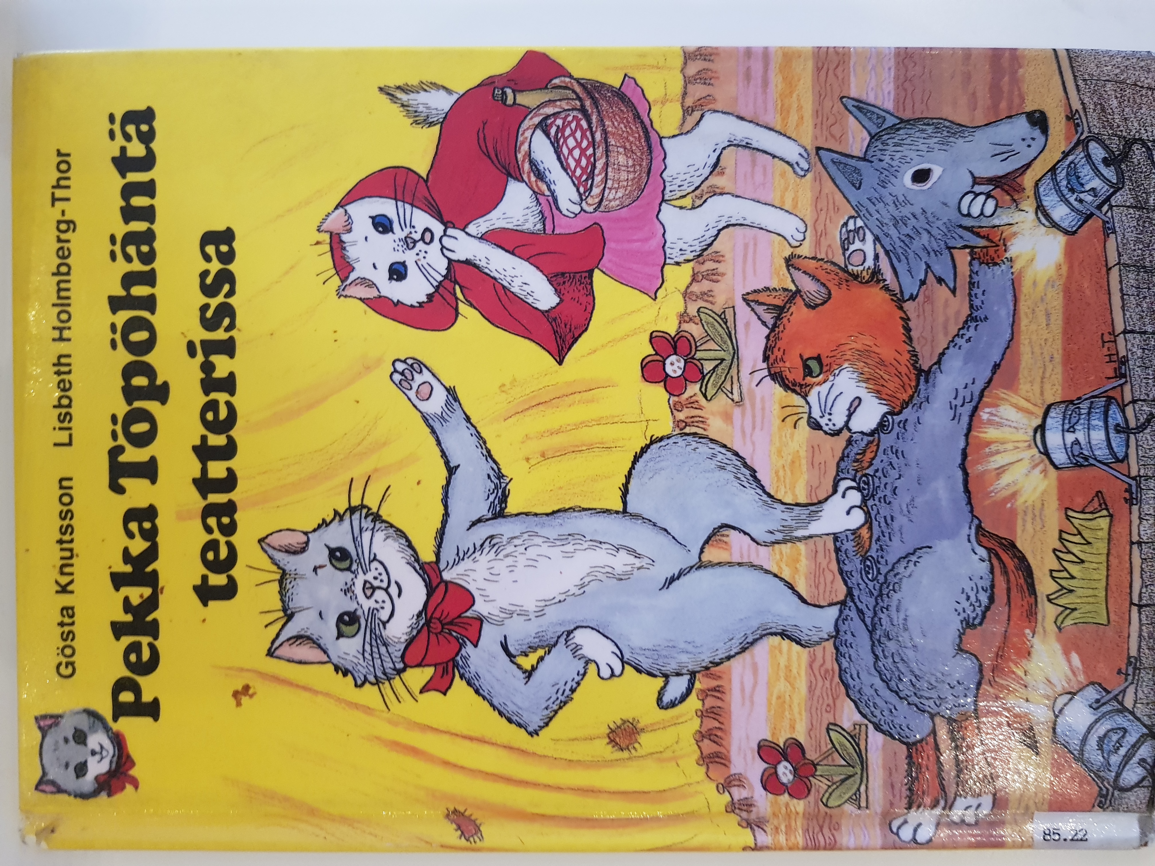 Pekka Töpöhäntä teatterissa (Hardcover)