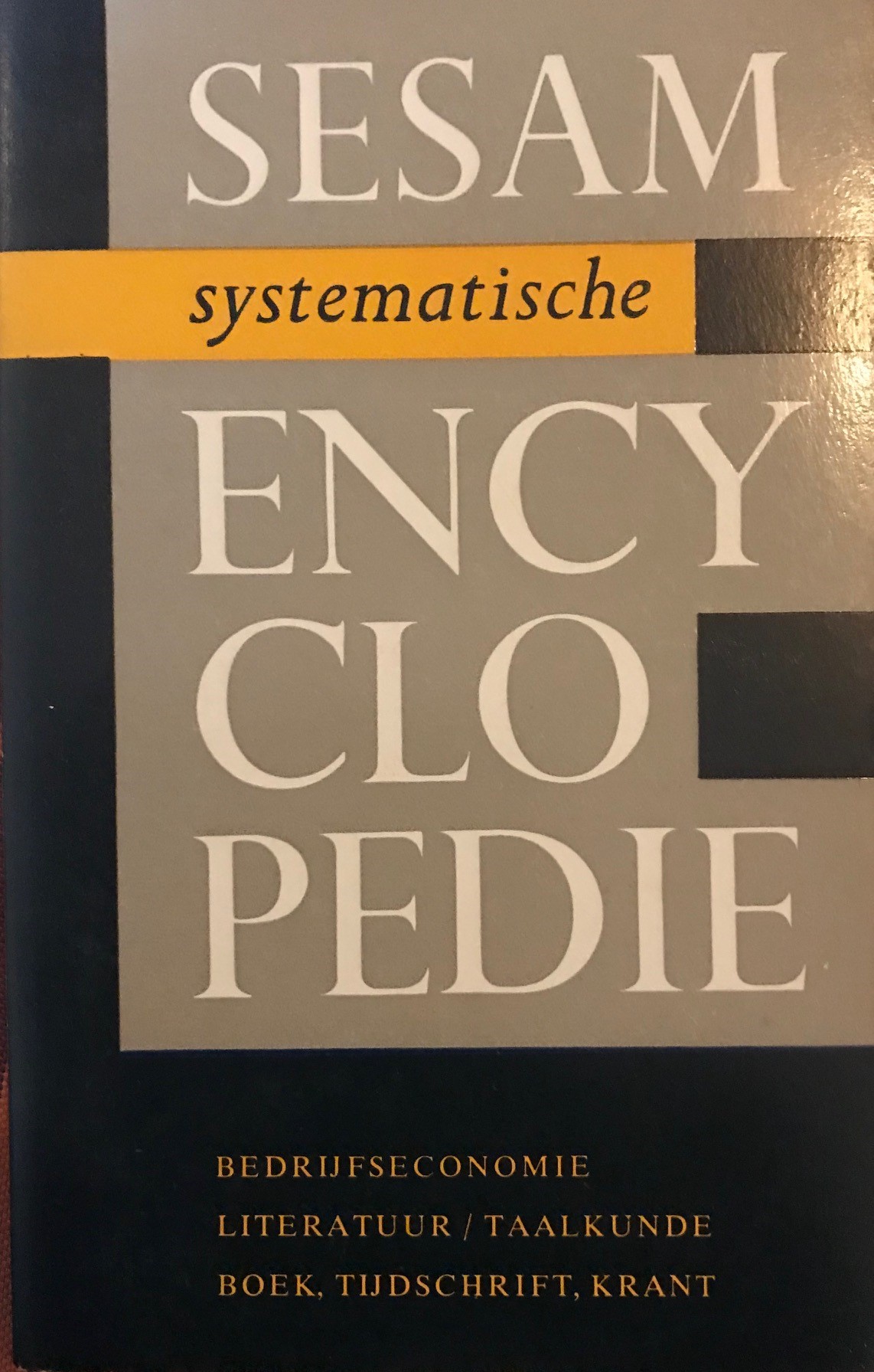 Sesam systematische encyclopedie - deel 8 - Bedrijfseconomie / Literatuur / Taalkunde