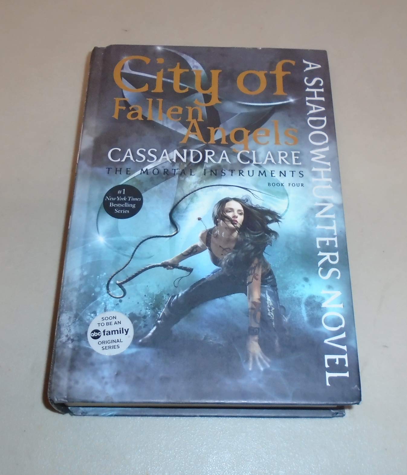 City Of Fallen Angels - The Mortal Instruments - Book Four - A Shadowhunters Novel