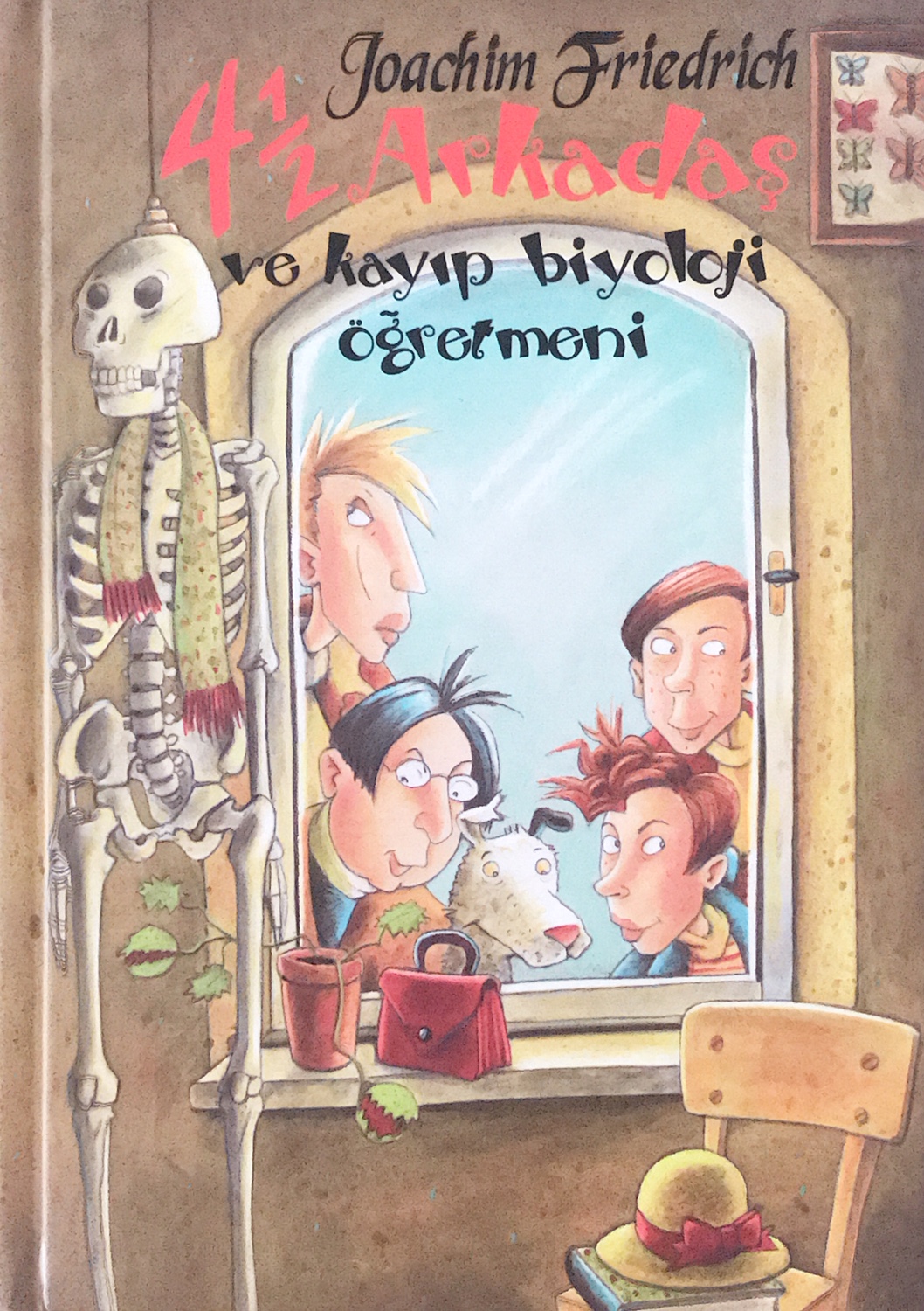 4 1/2 Arkadaş ve Kayıp Biyoloji Öğretmeni (4 1/2 Arkadaş)