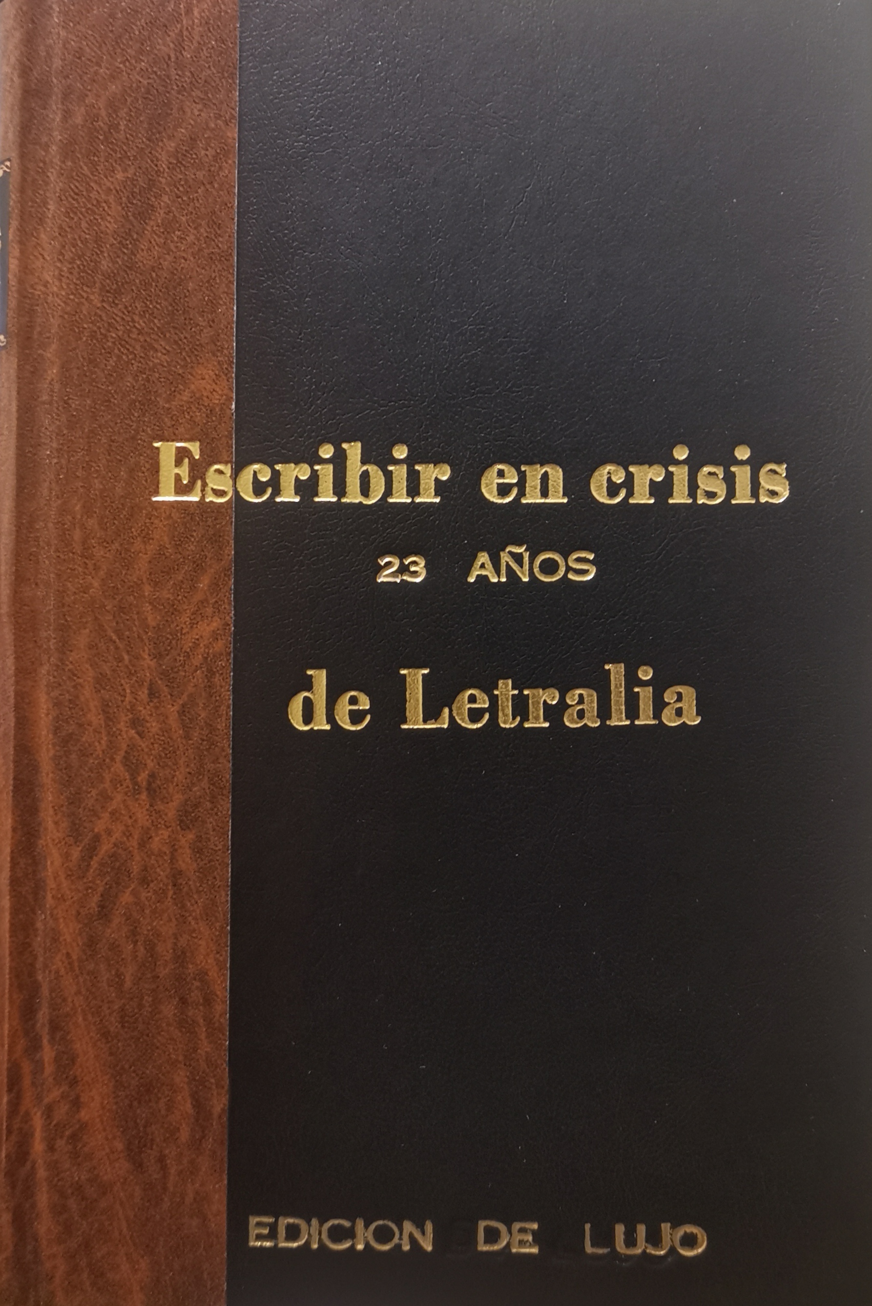 Escribir en crisis: 23 años de Letralia