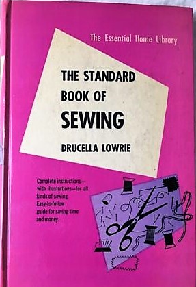 The Standard book of Sewing (Hardcover)