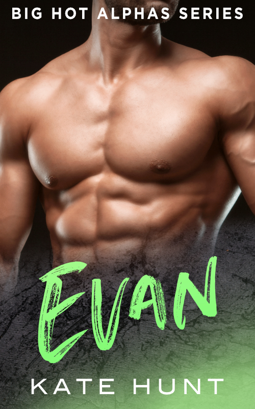 Evan (Big Hot Alphas #11)